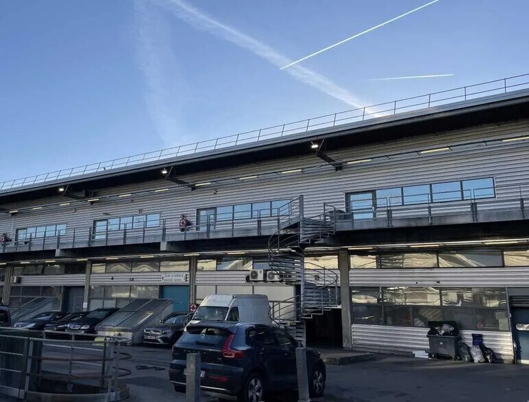 Flex dans Pantin à louer - Photo du bâtiment - Image 1 de 1