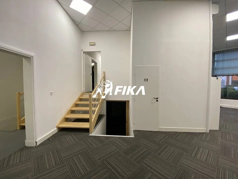 Office in Balma for lease Interior Photo- Image 1 of 13