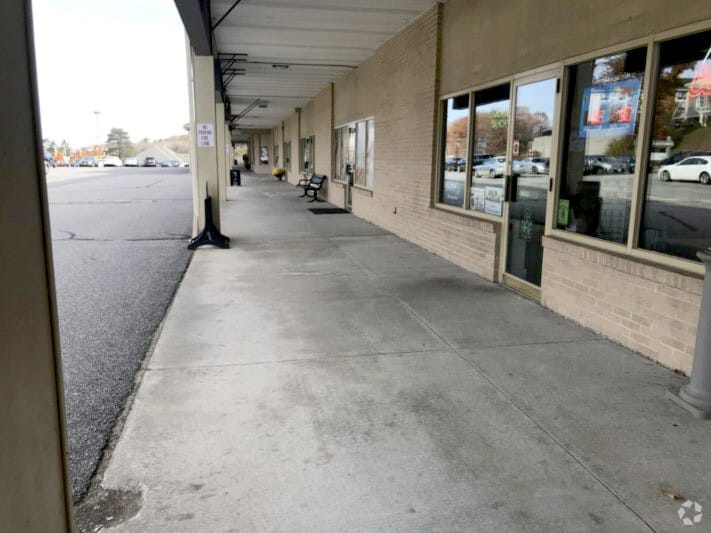 567 Southbridge St, Auburn, MA for lease - Building Photo - Image 2 of 6