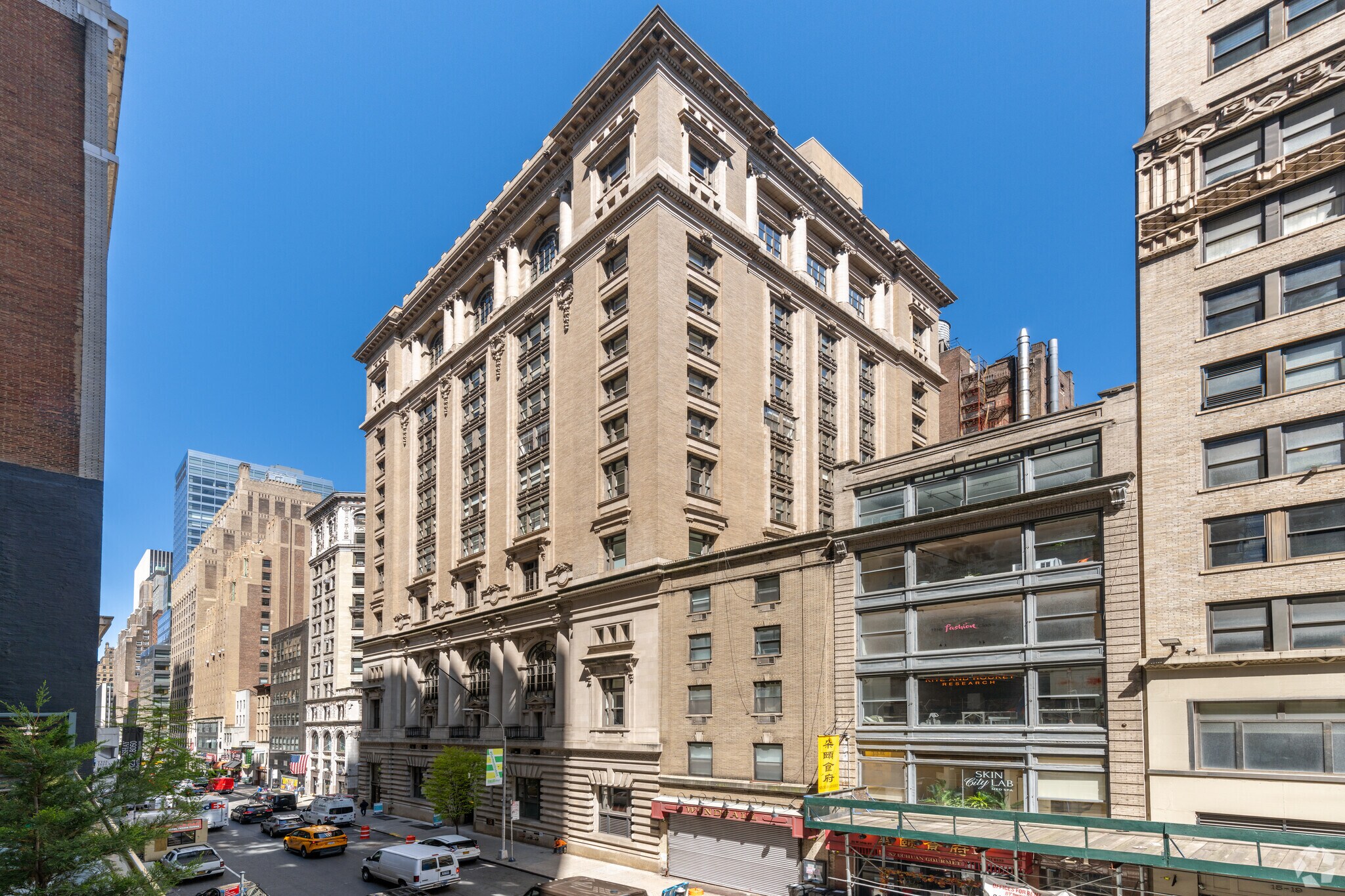 25 W 39th St, New York, NY for lease Primary Photo- Image 1 of 40