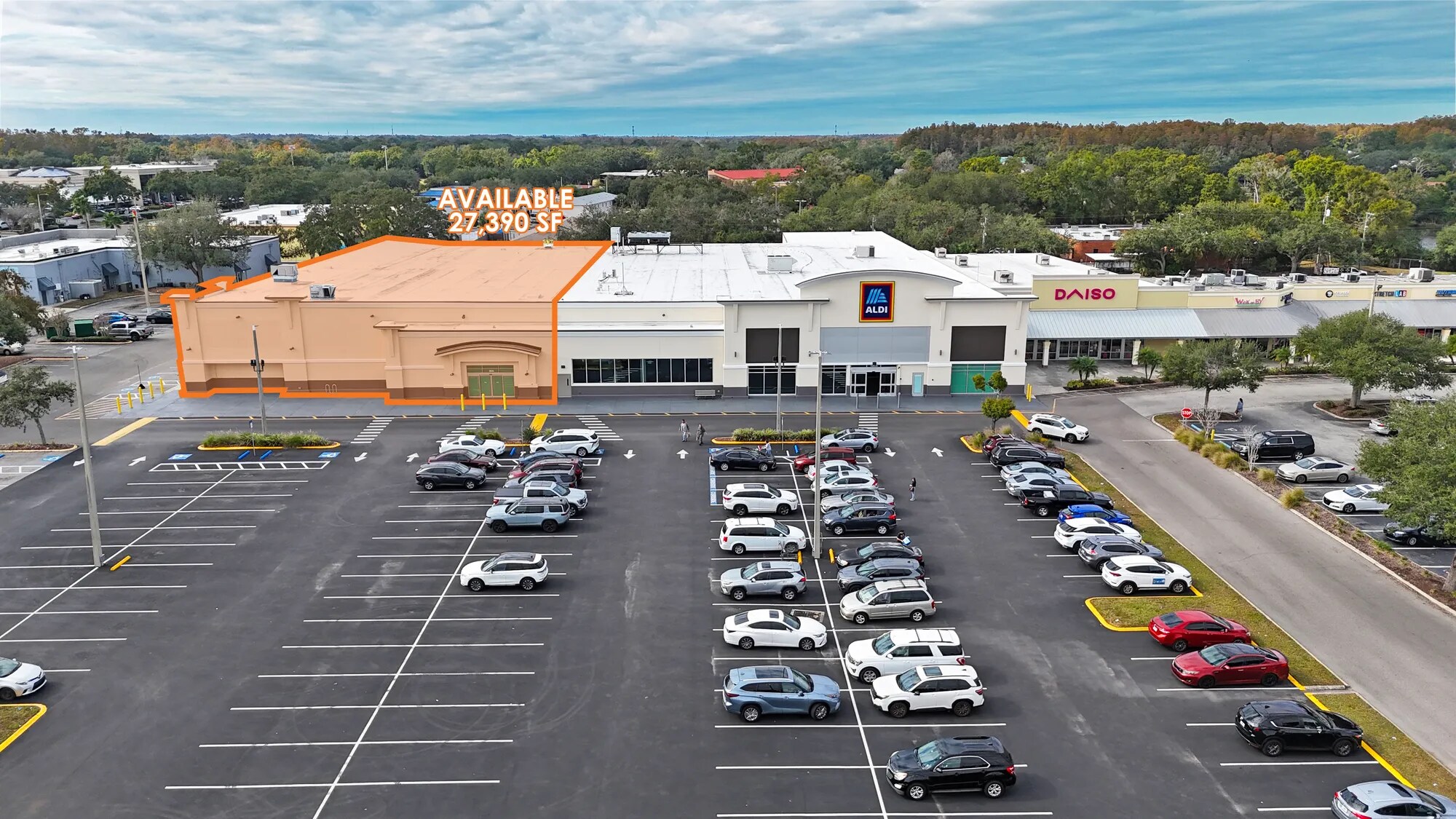 15692 N Dale Mabry Hwy, Tampa, FL à louer Photo du bâtiment- Image 1 de 6