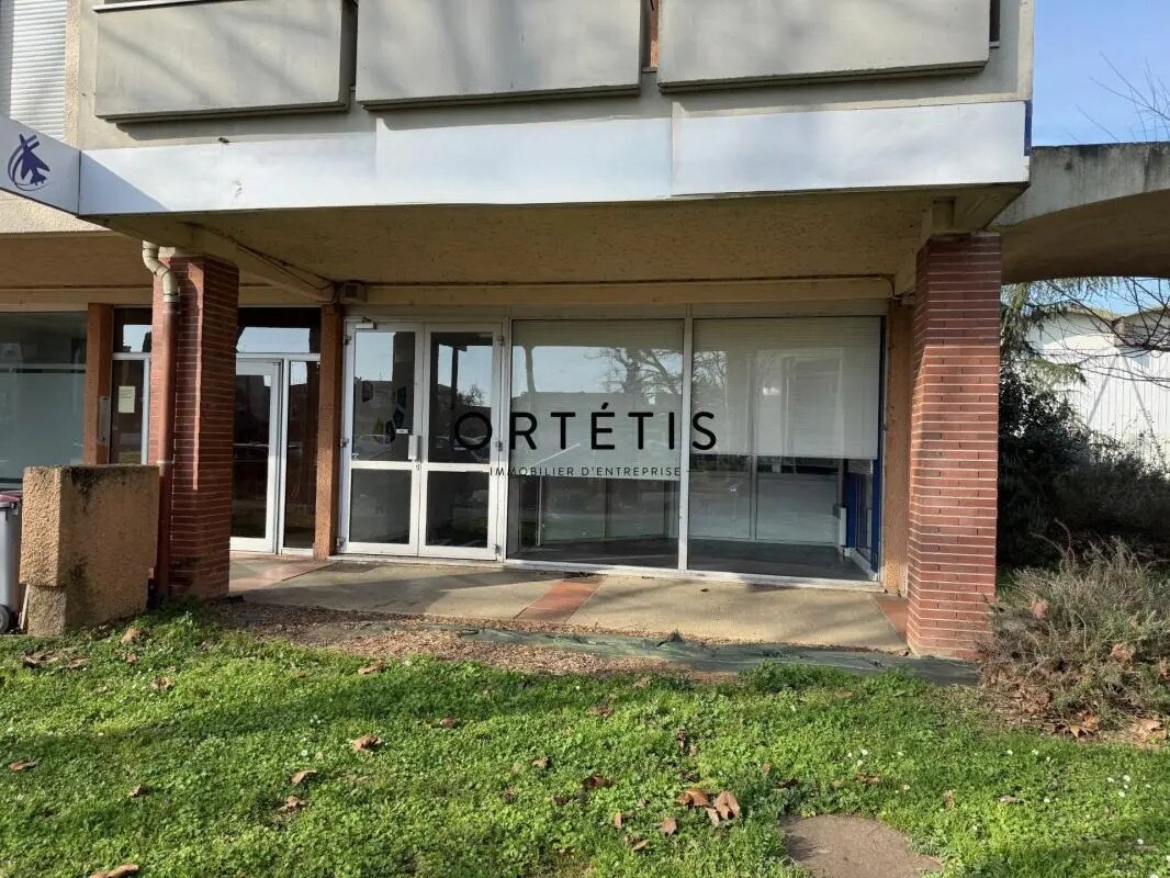 Retail in Blagnac for lease Building Photo- Image 1 of 8