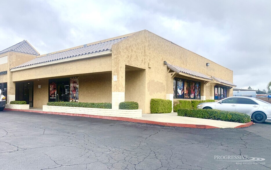 5454-5484 Moreno St, Montclair, CA for lease - Building Photo - Image 2 of 6
