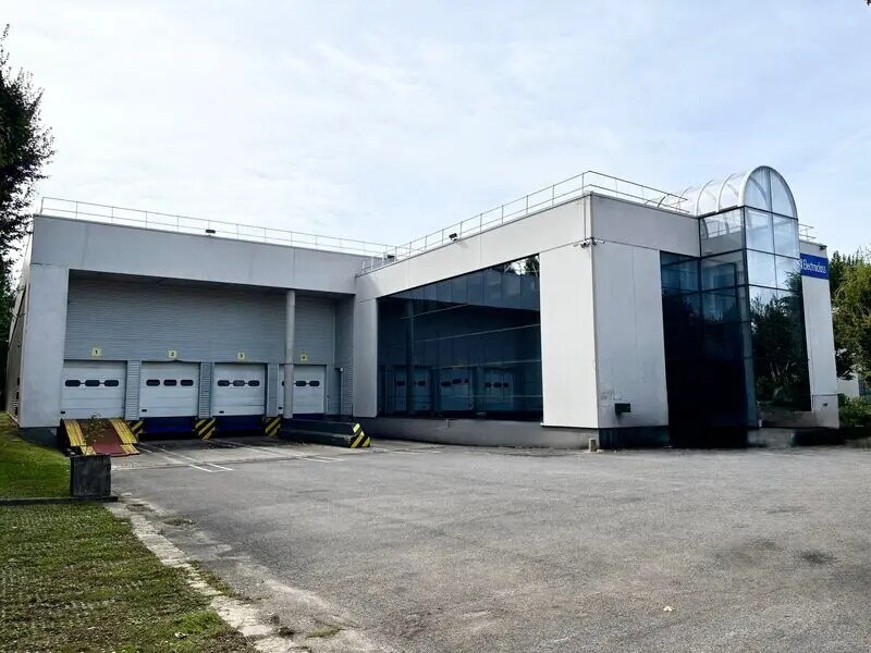 Office in Bussy-Saint-Georges for lease Building Photo- Image 1 of 14