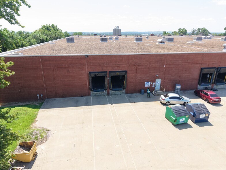 111 Winnebago St, Saint Louis, MO à louer - Photo du bâtiment - Image 2 de 9