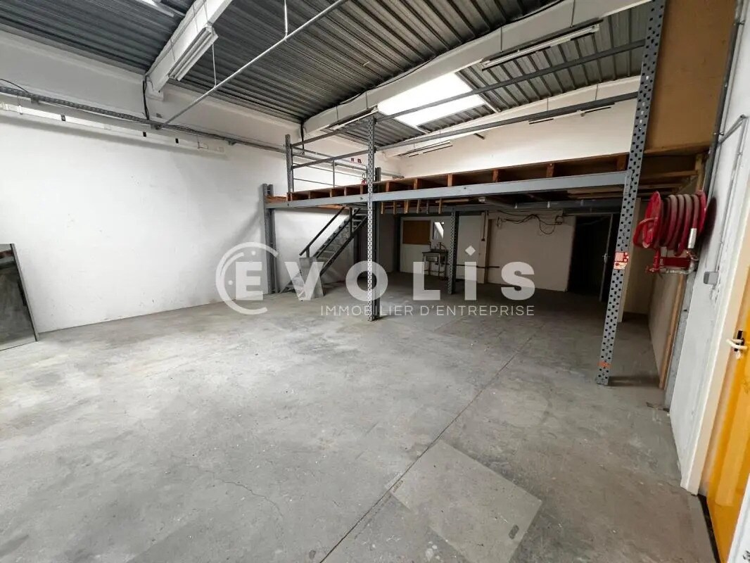 Industrial in Bondoufle for lease Interior Photo- Image 1 of 10