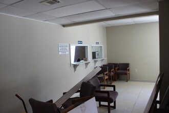 3604 University Blvd S, Jacksonville, FL for lease Interior Photo- Image 1 of 4