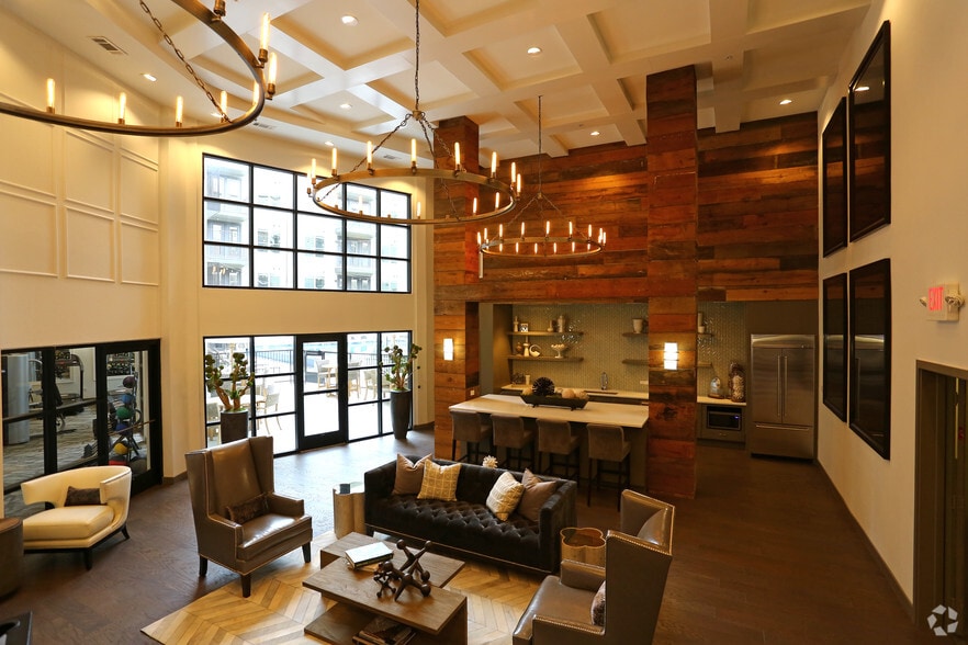 403 E Koenig Ln, Austin, TX for lease - Interior Photo - Image 3 of 103
