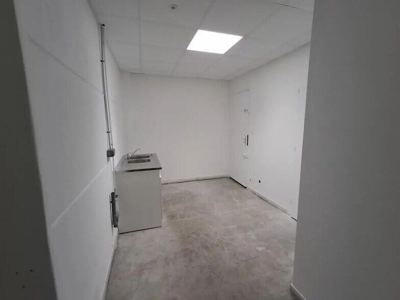 Local d'activités dans Villefranche-sur-Saône à vendre - Photo intérieure - Image 3 de 5