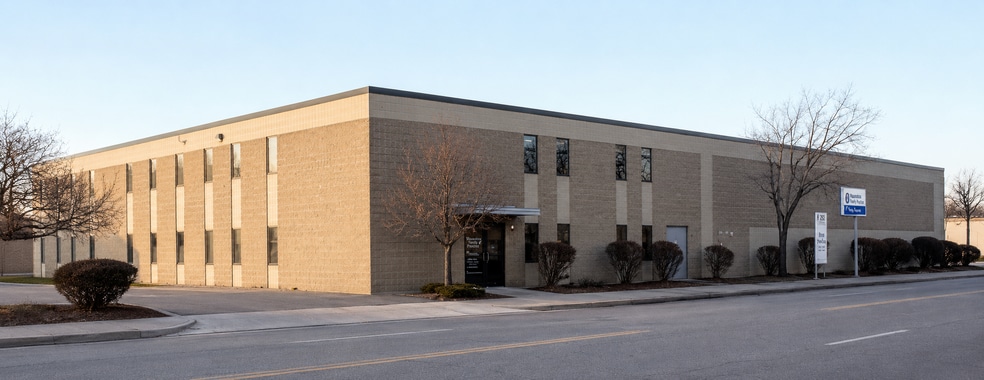 239 Commercial St, Malden, MA for lease - Building Photo - Image 3 of 10