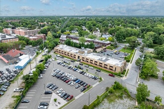 230 Hilton Ave, Hempstead, NY - Aérien  Vue de la carte