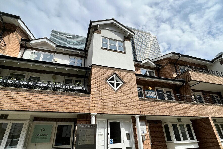 Admirals Way, Londres à louer - Photo du bâtiment - Image 1 de 11