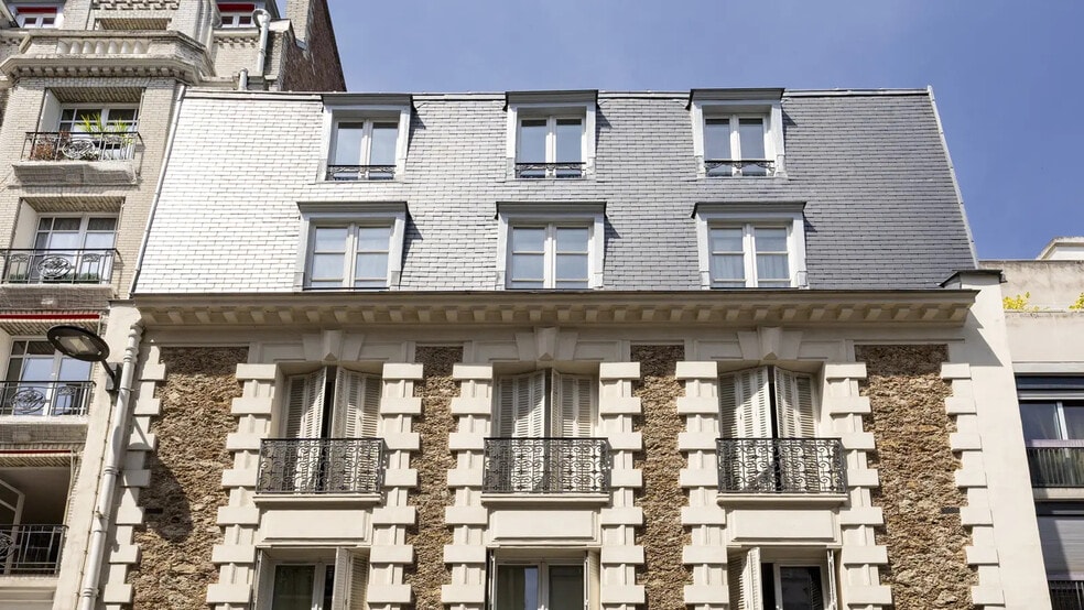 Multifamily in Paris for sale - Building Photo - Image 3 of 3