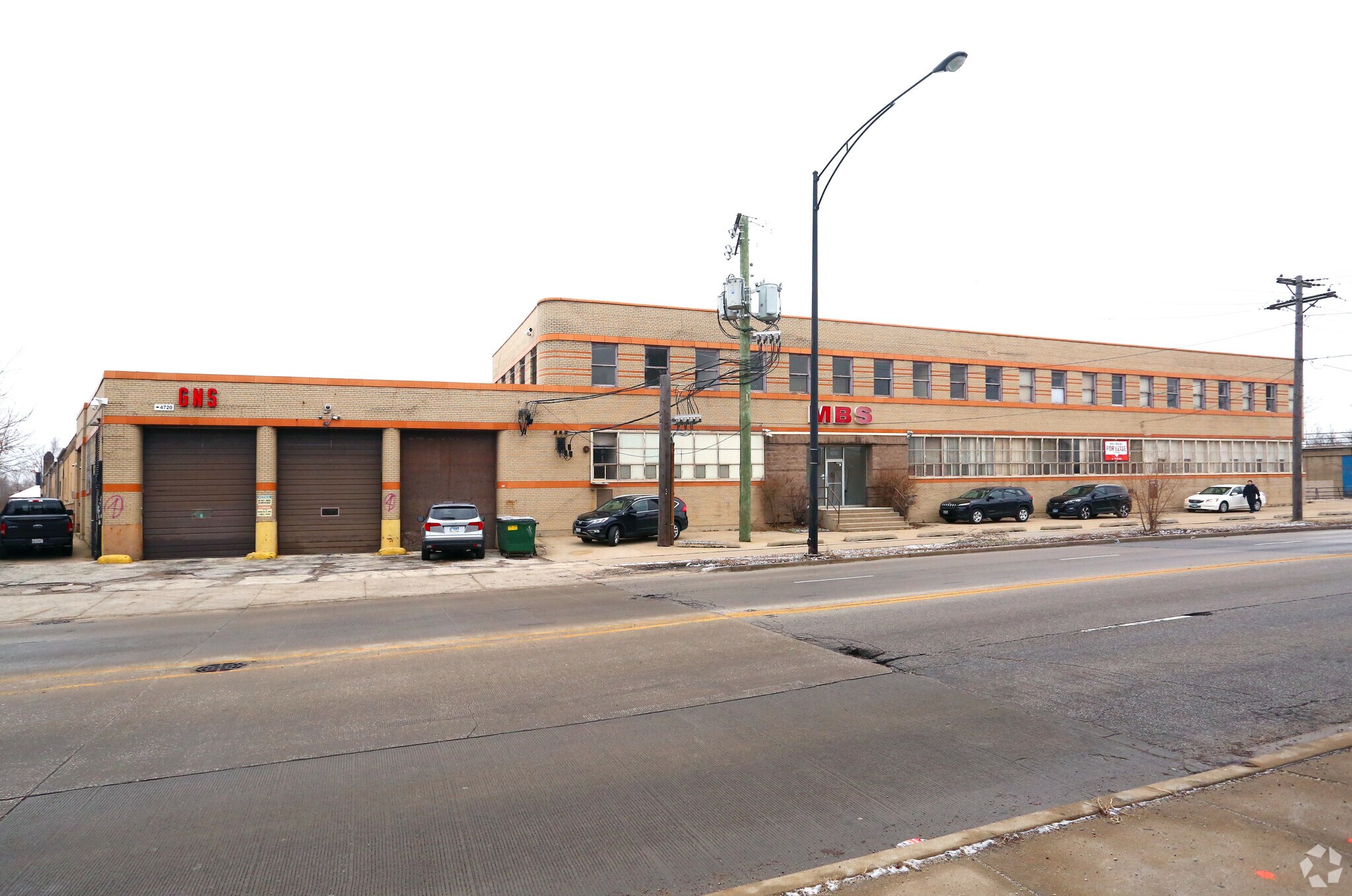 4700-4720 W Montrose Ave, Chicago, IL à louer Photo principale- Image 1 de 10