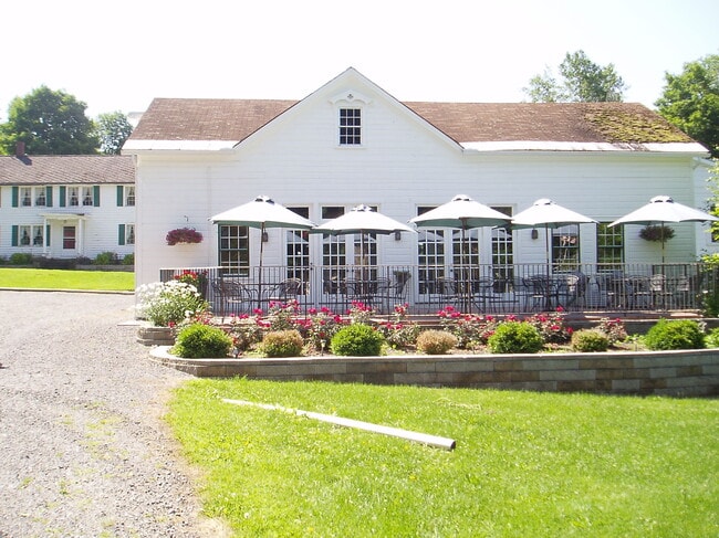 More details for 124 Main St, Cherry Valley, NY - Retail for Sale