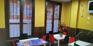 Plus de détails pour Commerce de détail à vendre