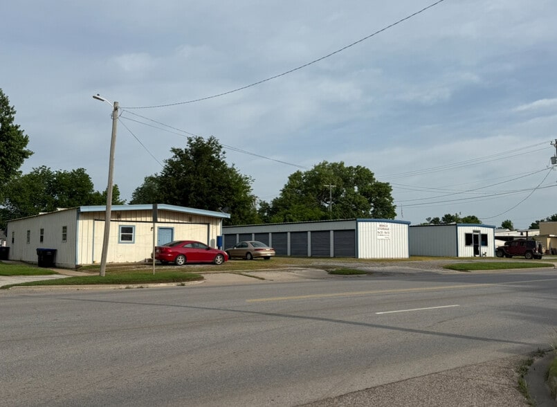 107 3rd st, Minco, OK for sale - Building Photo - Image 2 of 2