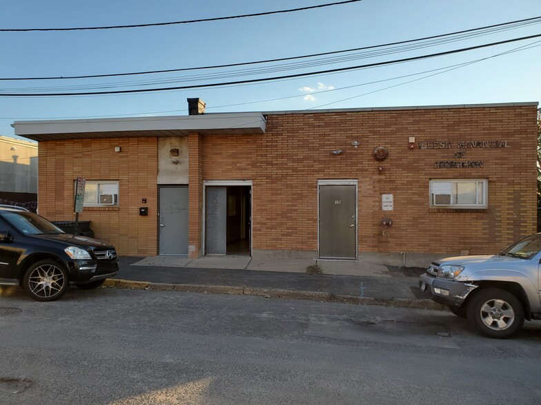 15 Commercial Ave, Fairview, NJ à vendre - Photo du bâtiment - Image 1 de 1