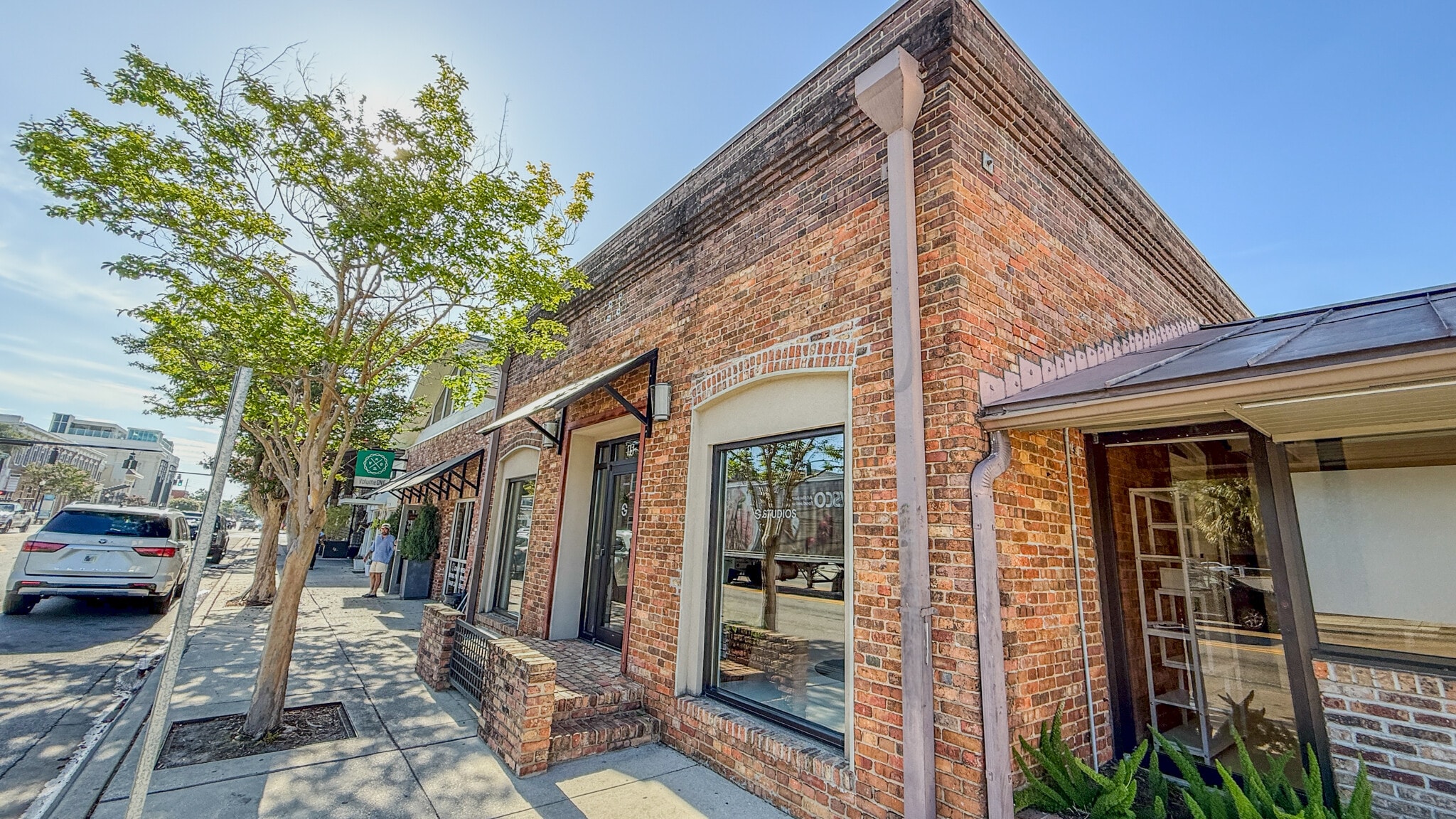 7-15 W Main St, Pensacola, FL for lease Primary Photo- Image 1 of 13