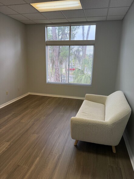 6000A Sawgrass Village Cir, Ponte Vedra Beach, FL à louer - Photo du bâtiment - Image 3 de 4