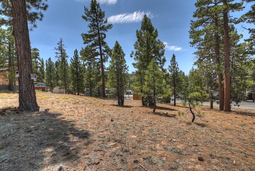 0 Big Bear (No Address) blvd, Big Bear Lake, CA à vendre - Photo du bâtiment - Image 2 de 17
