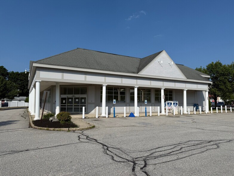 41 Carroll St, Pittsfield, NH à vendre - Photo du bâtiment - Image 1 de 7