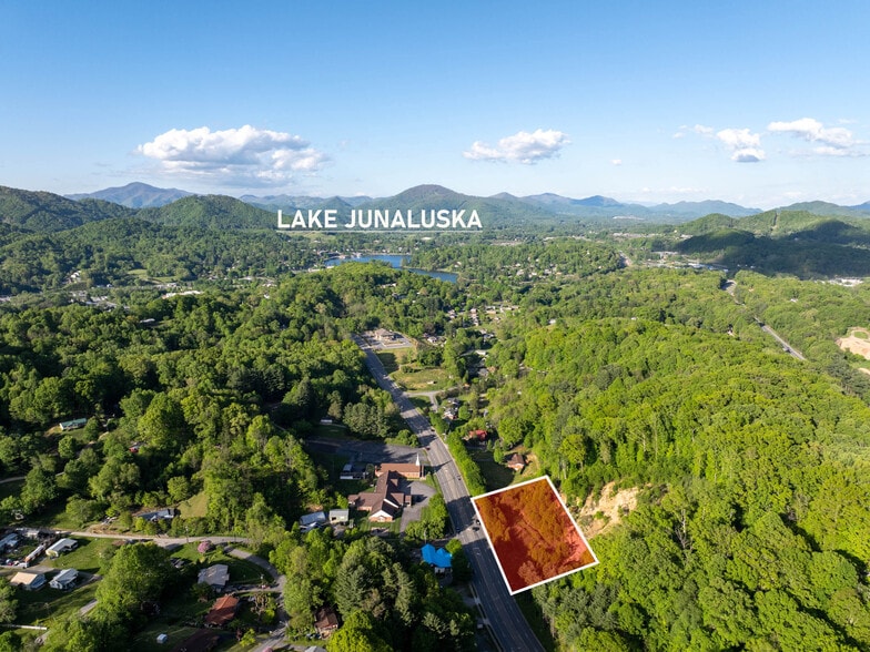 99999 Russ Ave, Waynesville, NC for sale - Building Photo - Image 2 of 11