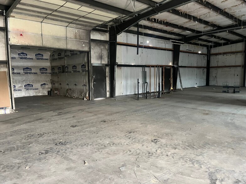 9312 W 10th Ave, Kennewick, WA à louer - Photo du bâtiment - Image 3 de 8