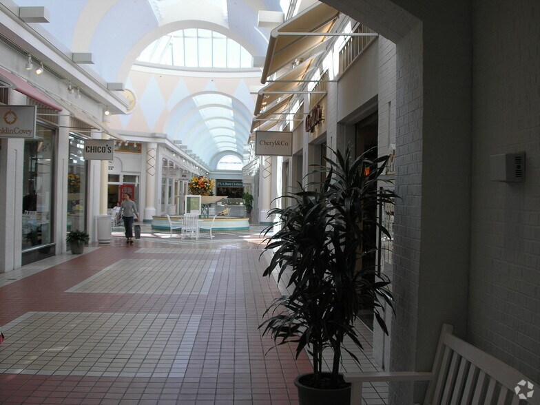 150 W Wilson Bridge Rd, Worthington, OH à louer - Autre - Image 2 de 19