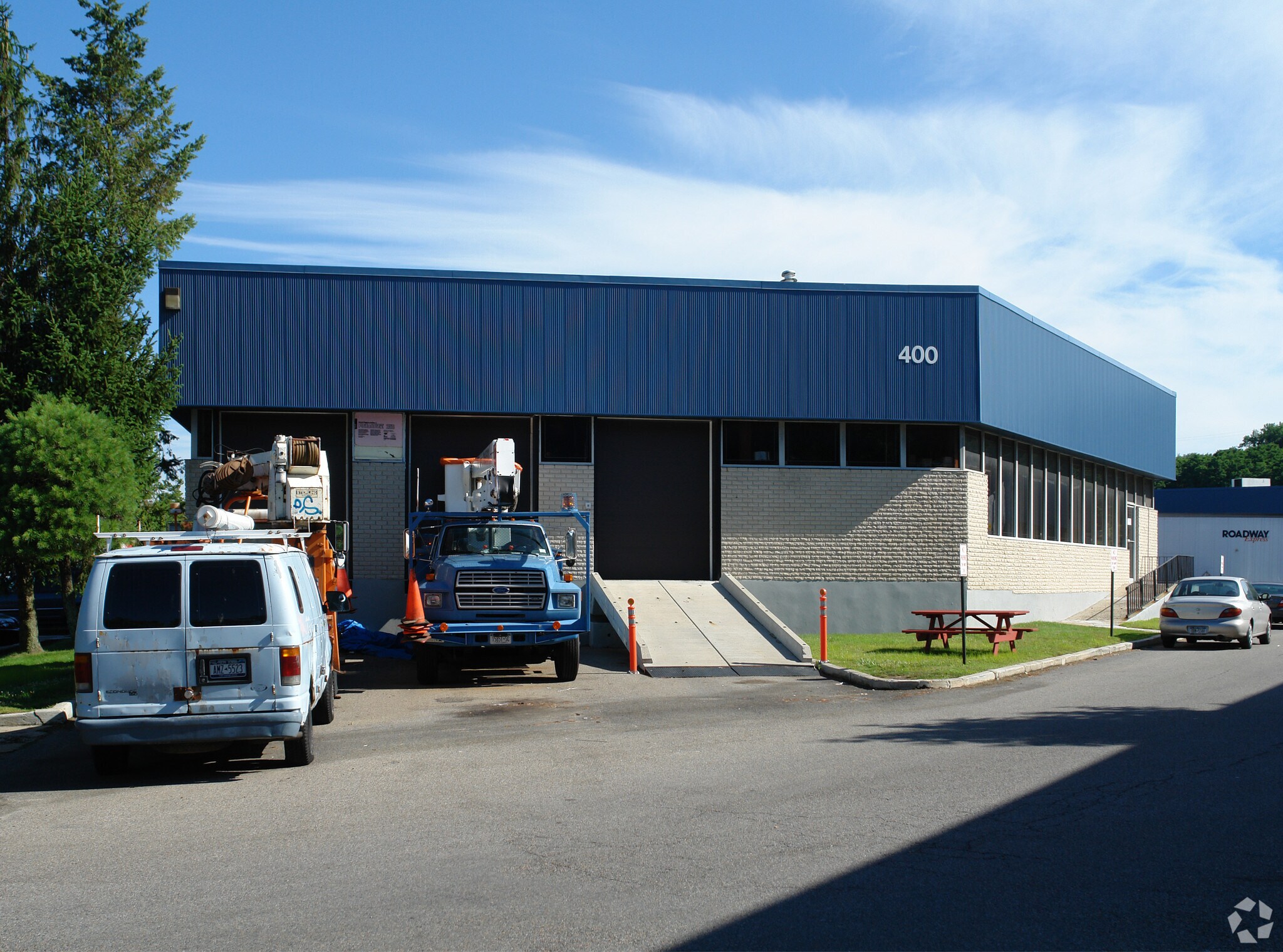 400 Executive Blvd, Elmsford, NY à louer Photo du bâtiment- Image 1 de 6