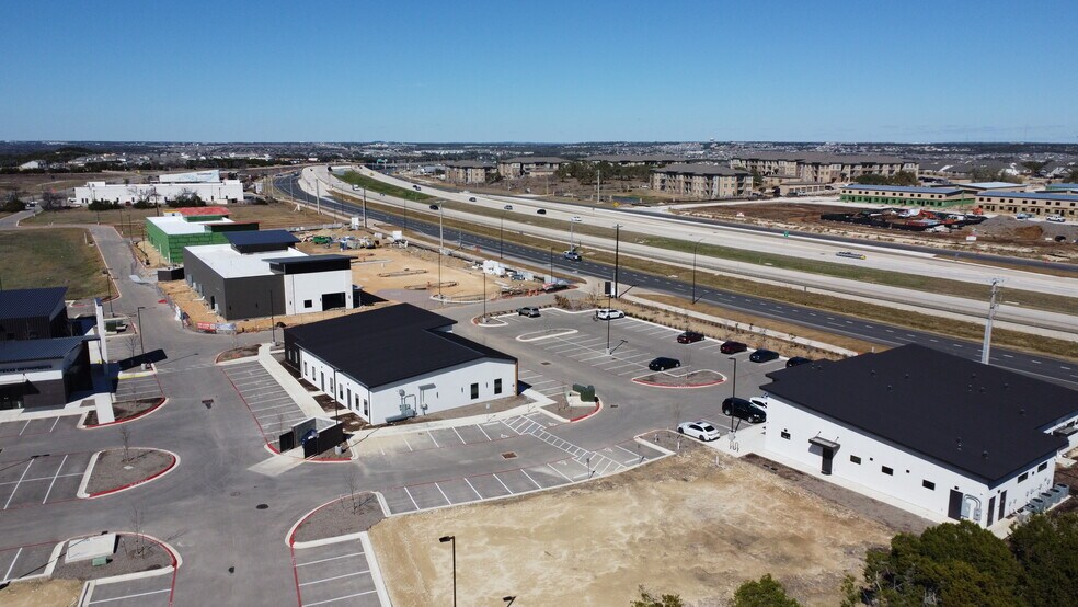 10861 183A Toll Rd, Leander, TX à louer - Photo du bâtiment - Image 2 de 2