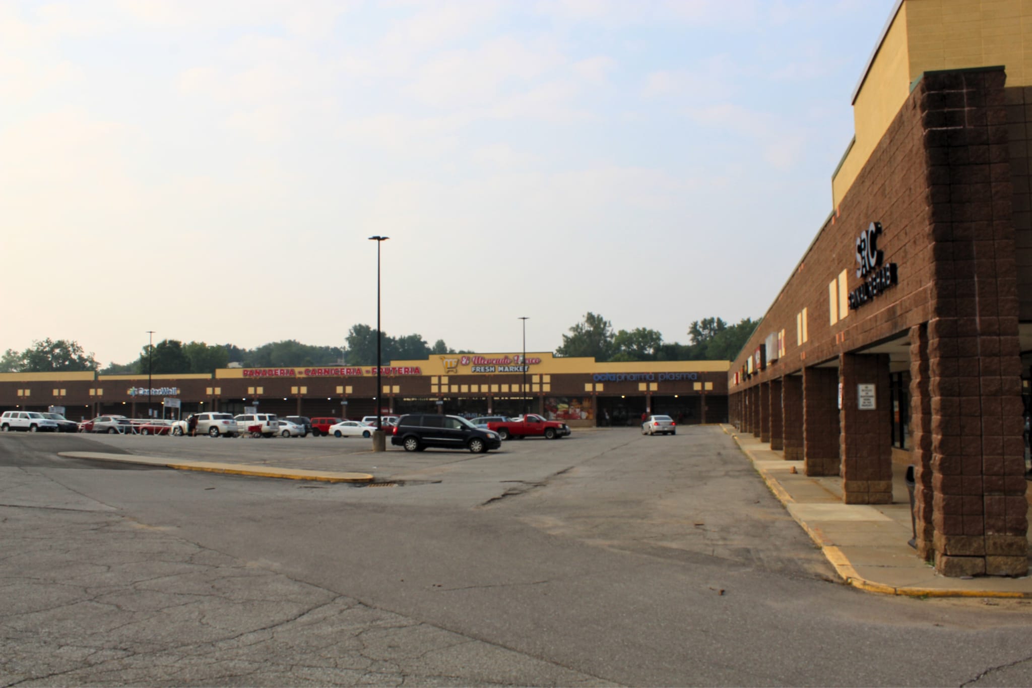 7523-7569 State Ave, Kansas City, KS for lease Primary Photo- Image 1 of 6