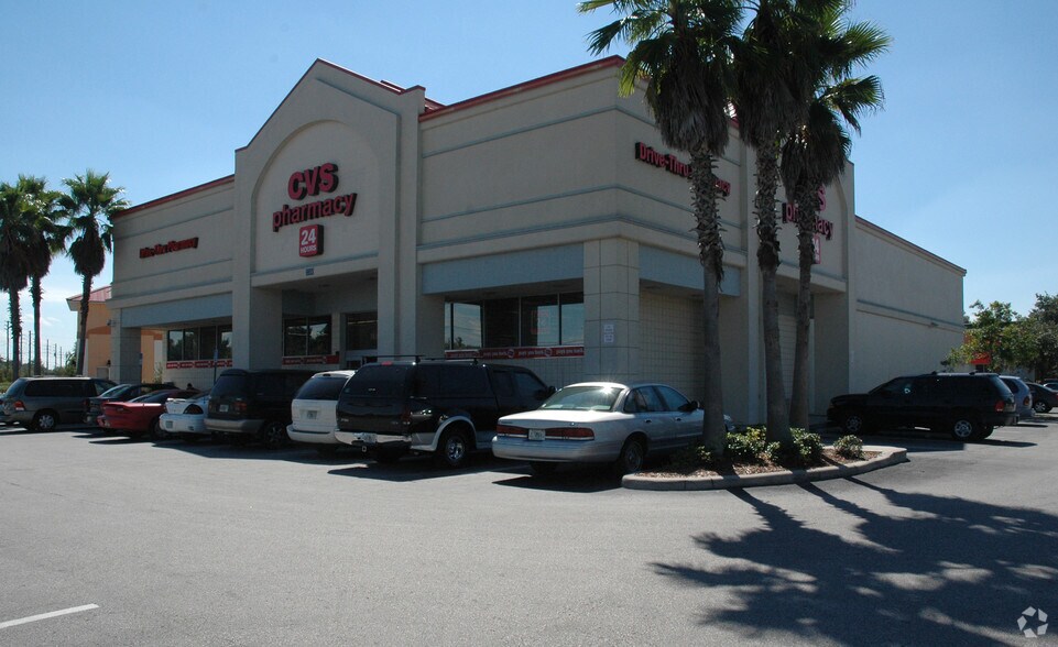 3300 S Orange Blossom Trl, Kissimmee, FL for lease - Building Photo - Image 2 of 2