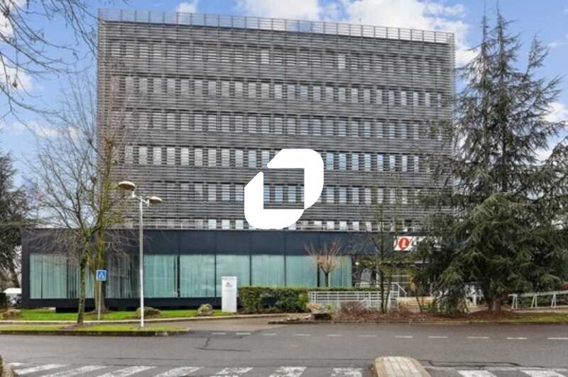 Bureau dans Vélizy-Villacoublay à louer - Photo du bâtiment - Image 1 de 18