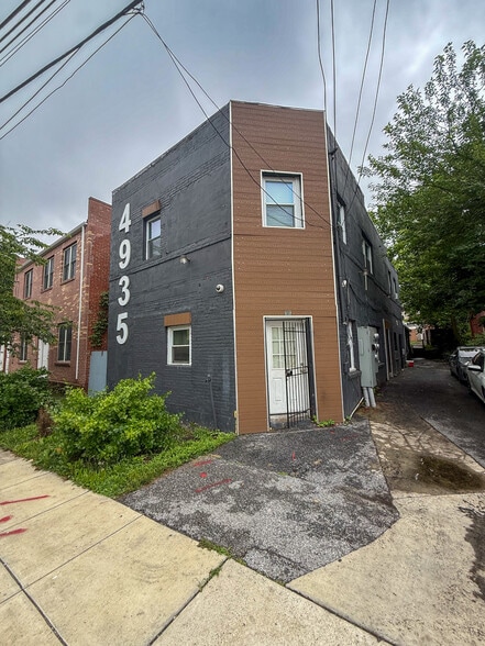 4935 Nannie Helen Burroughs Ave NE, Washington, DC for sale - Building Photo - Image 1 of 10