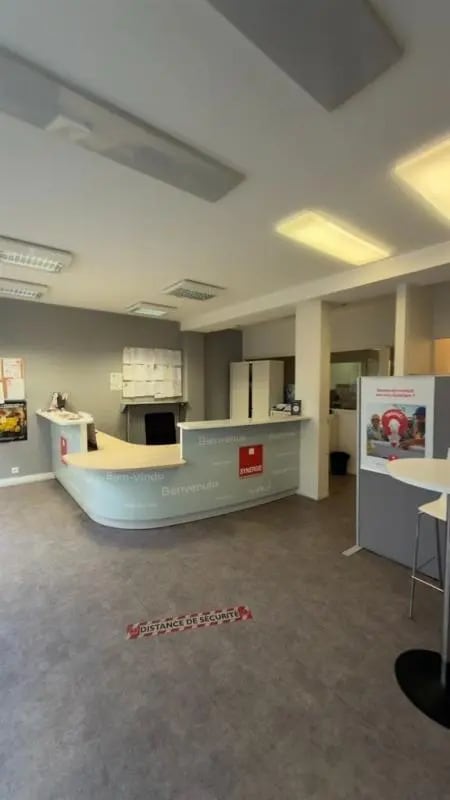 112 Rue Du Chemin Vert, Paris for lease Interior Photo- Image 1 of 7