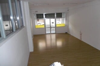 Retail in Tortosa, Tarragona for lease Interior Photo- Image 2 of 7