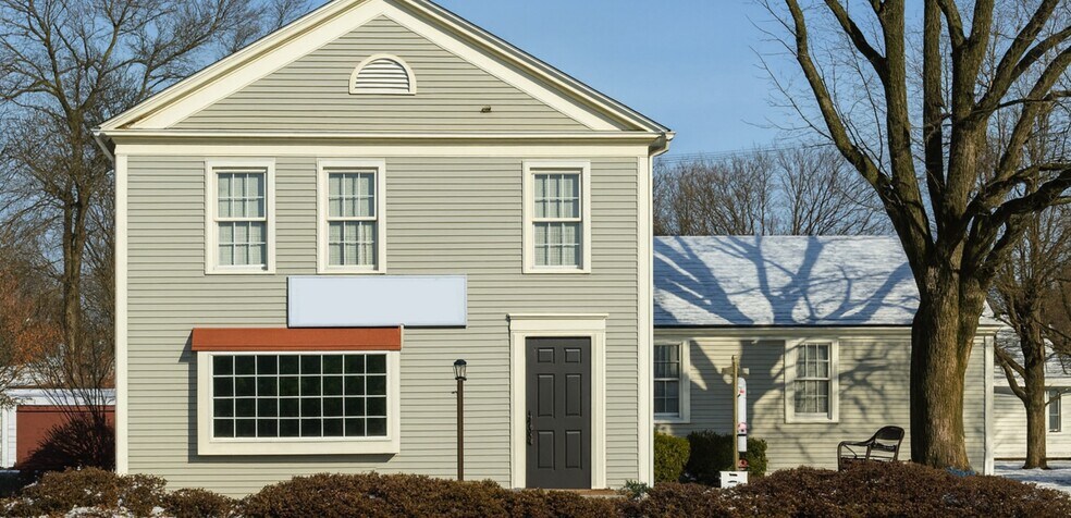 24 E Main St, Avon, CT à louer - Photo du bâtiment - Image 3 de 3