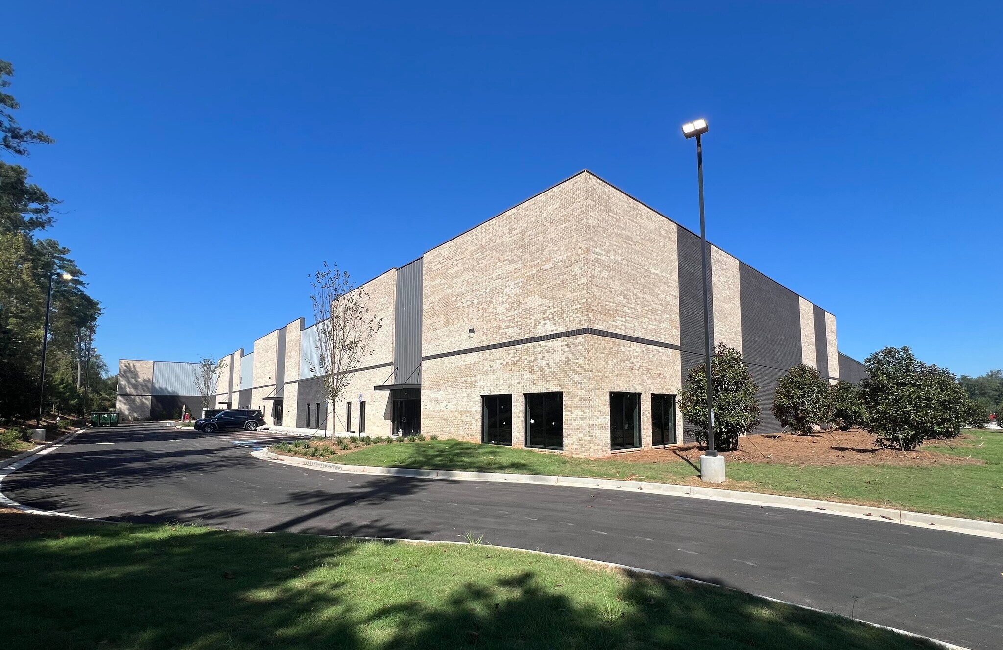 1001 Moba Dr, Peachtree City, GA à louer Photo principale- Image 1 de 9