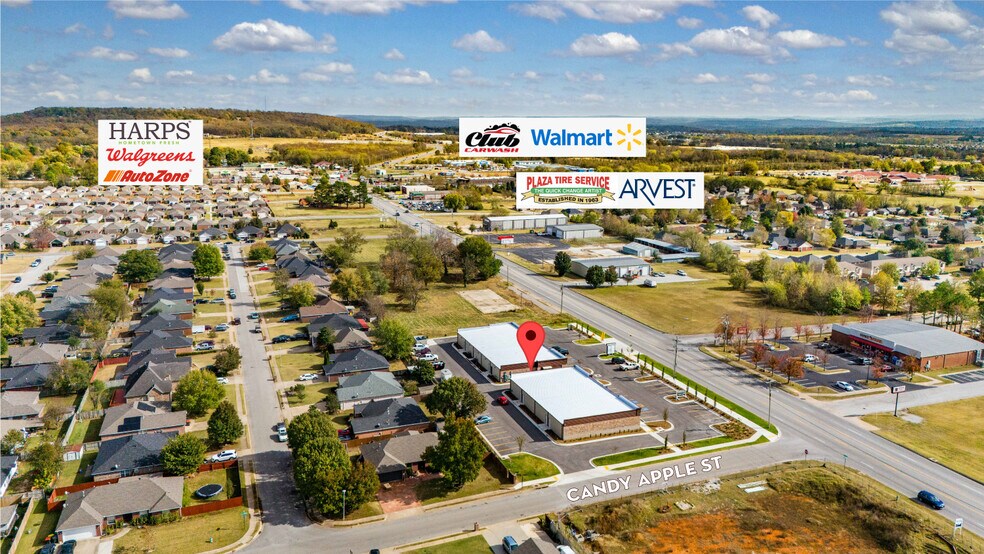 2630 E Robinson Ave, Springdale, AR à louer - Photo du bâtiment - Image 3 de 17