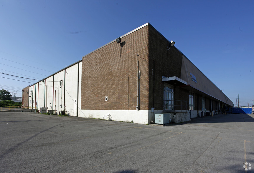 720-724 Massman Dr, Nashville, TN for lease - Building Photo - Image 3 of 9