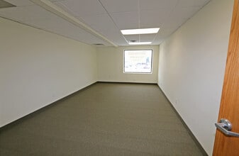 1955 University Ave W, Saint Paul, MN for lease Interior Photo- Image 1 of 1