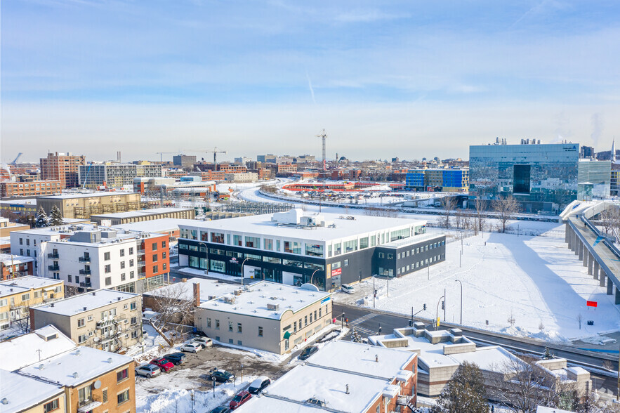 950-970 Av Beaumont, Montréal, QC for lease - Aerial - Image 2 of 16