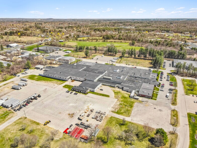 85 Industrial Park Dr, Dover, NH à louer - Photo du bâtiment - Image 2 de 5