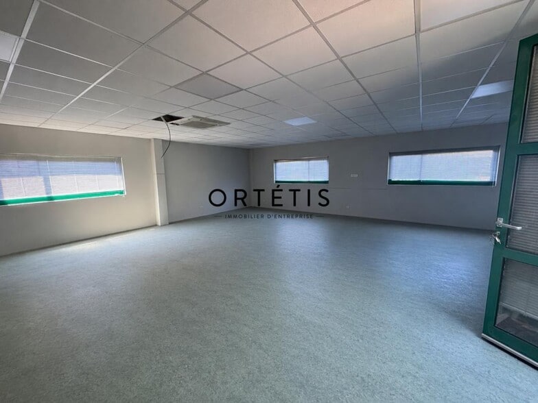 17 Rue D'Ariane, L'Union for lease - Interior Photo - Image 2 of 2