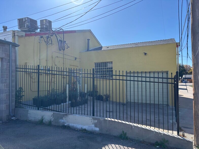 1417 Havana St, Aurora, CO à vendre - Photo du bâtiment - Image 3 de 10