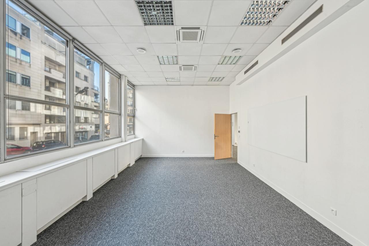 3 Rue Albert De Vatimesnil, Levallois-Perret à louer Photo intérieure- Image 1 de 9