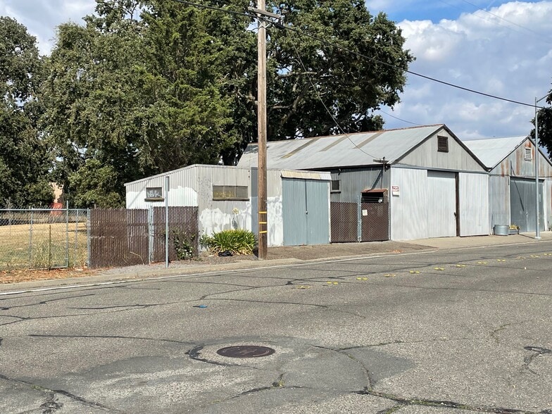 21 Frances St, Santa Rosa, CA for lease - Building Photo - Image 2 of 2