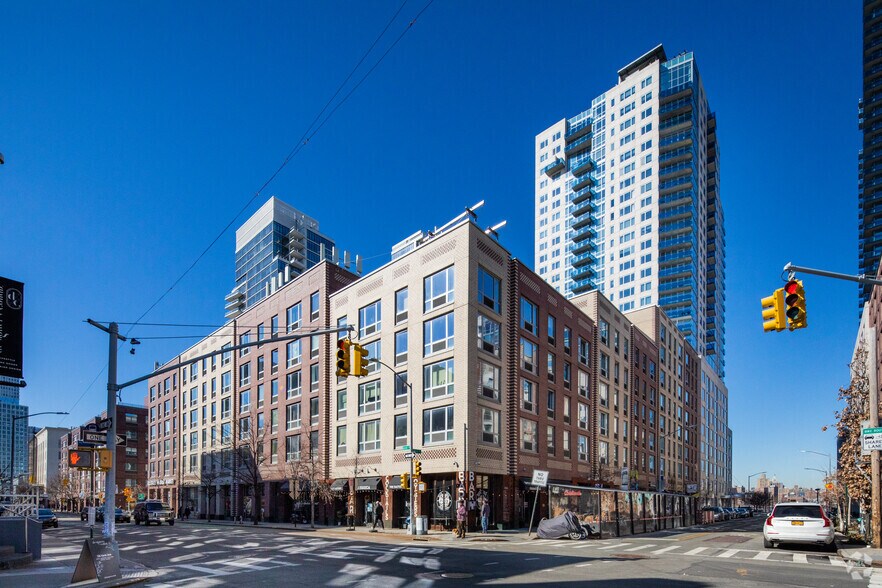 44 N 6th St, Brooklyn, NY for lease - Building Photo - Image 2 of 3