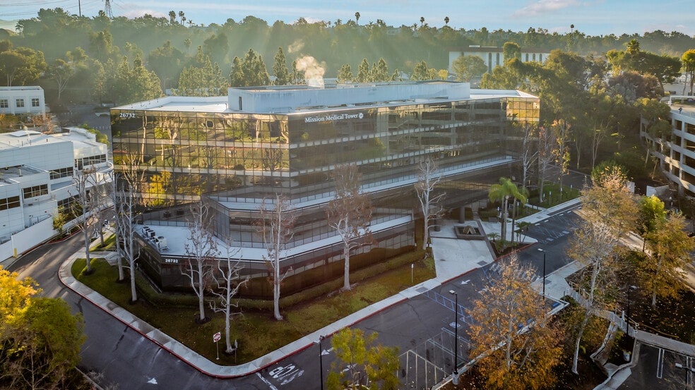 26732 Crown Valley Pkwy, Mission Viejo, CA for lease - Building Photo - Image 2 of 7